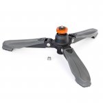 3 Legged Thing Docz2 - foot...