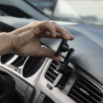 Peak Design Mobile Car Mount Vent Charging - Magnetyczny Uchwyt Samochodowy Do Telefonu Na Kratkę z Bezp. Ładowarką - Czarny